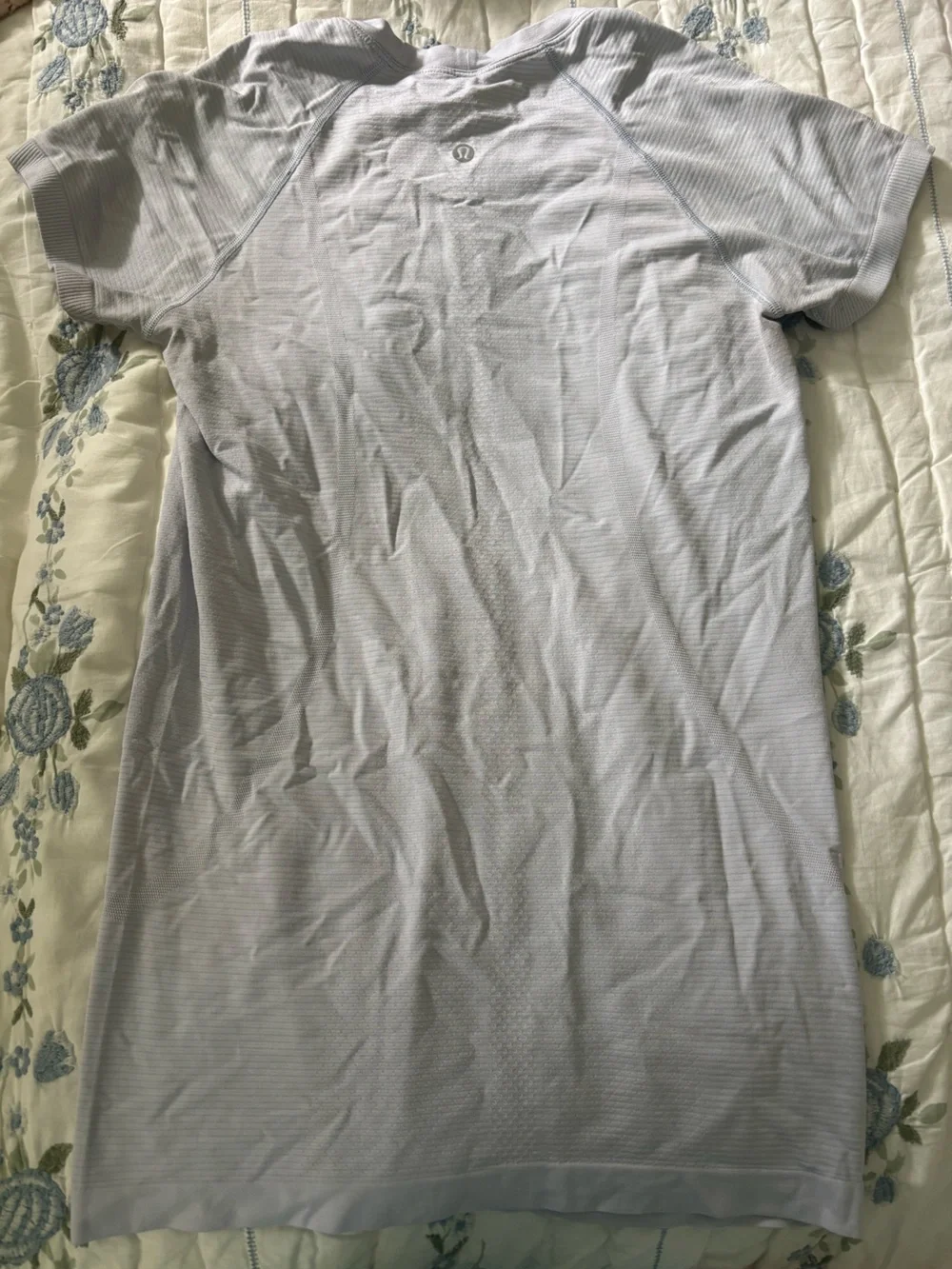 lululemon athletica light blue swiftly tech size 6